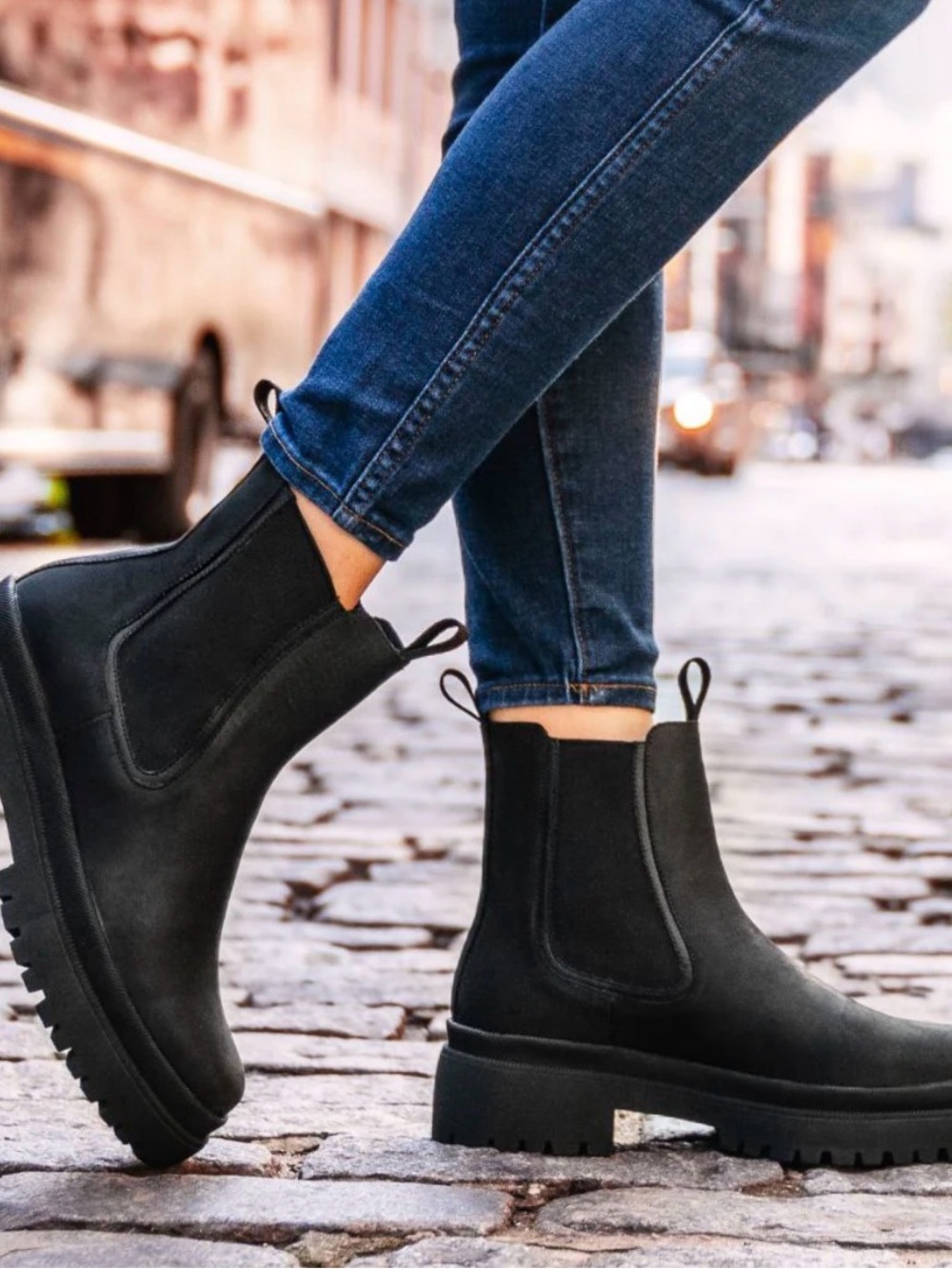 Women's Legend Platform Black Boots - Sleek Everyday Style